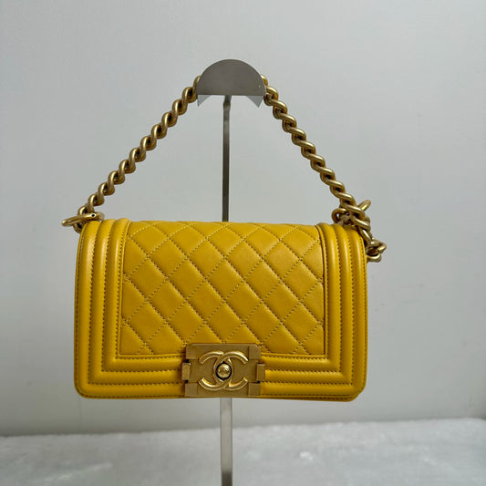 【#216】Pre-owned Chanel Leboy Yellow Lambskin Shoulder Bag BJ2019