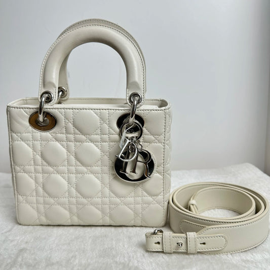 【#258】Pre-owned Dior Lady Dior Medium White Lambskin Handbag Shoulder Bag