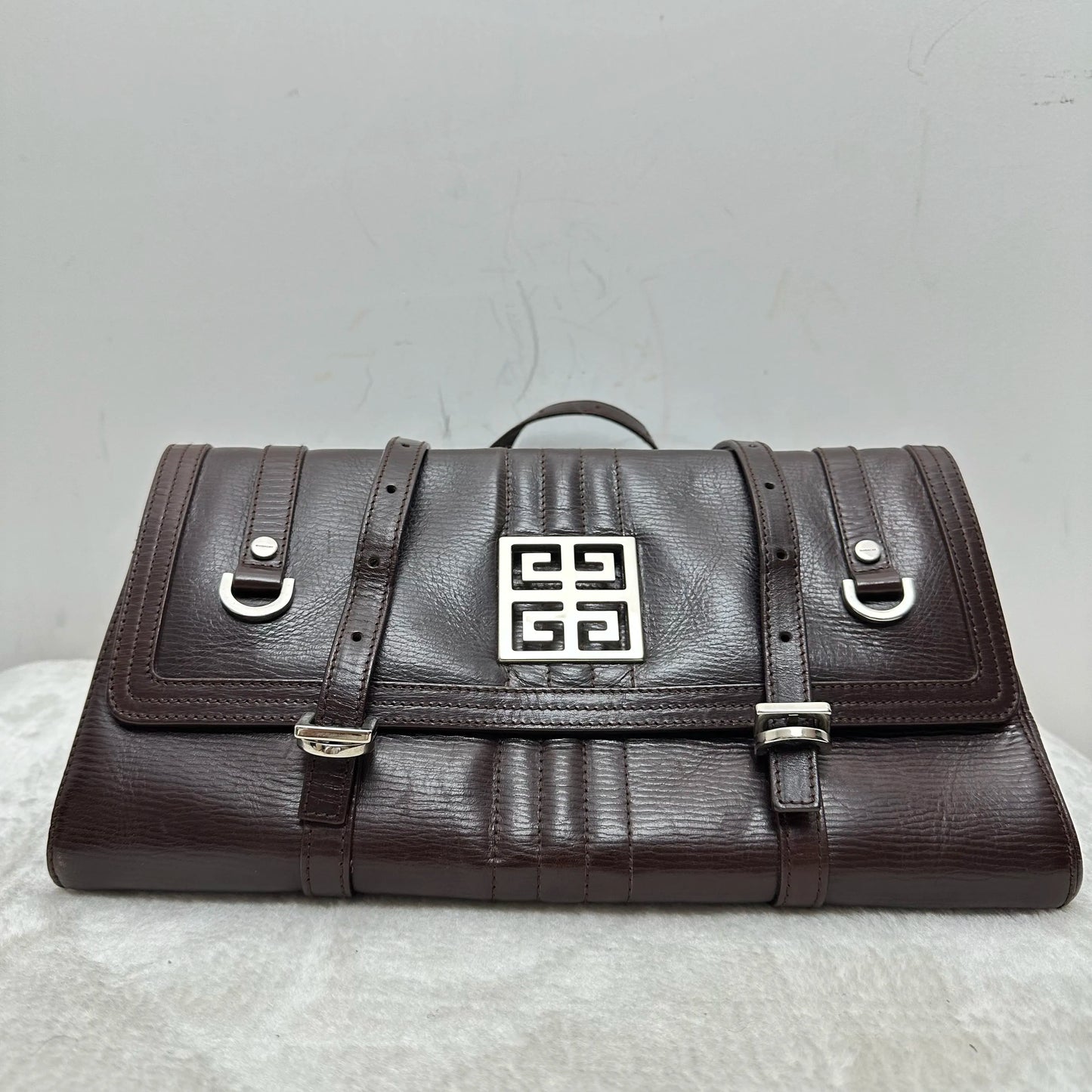 【#334】Pre-owned Givenchy Brown Cowhide Shoulder Bag Baguette Bag BJ2012