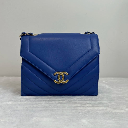 【#225】Pre-owned Chanel Classic Flap V-Stitch Messenger Bag Blue Gold Cowhide Shoulder Bag Crossbody Bag BJ2018-2019