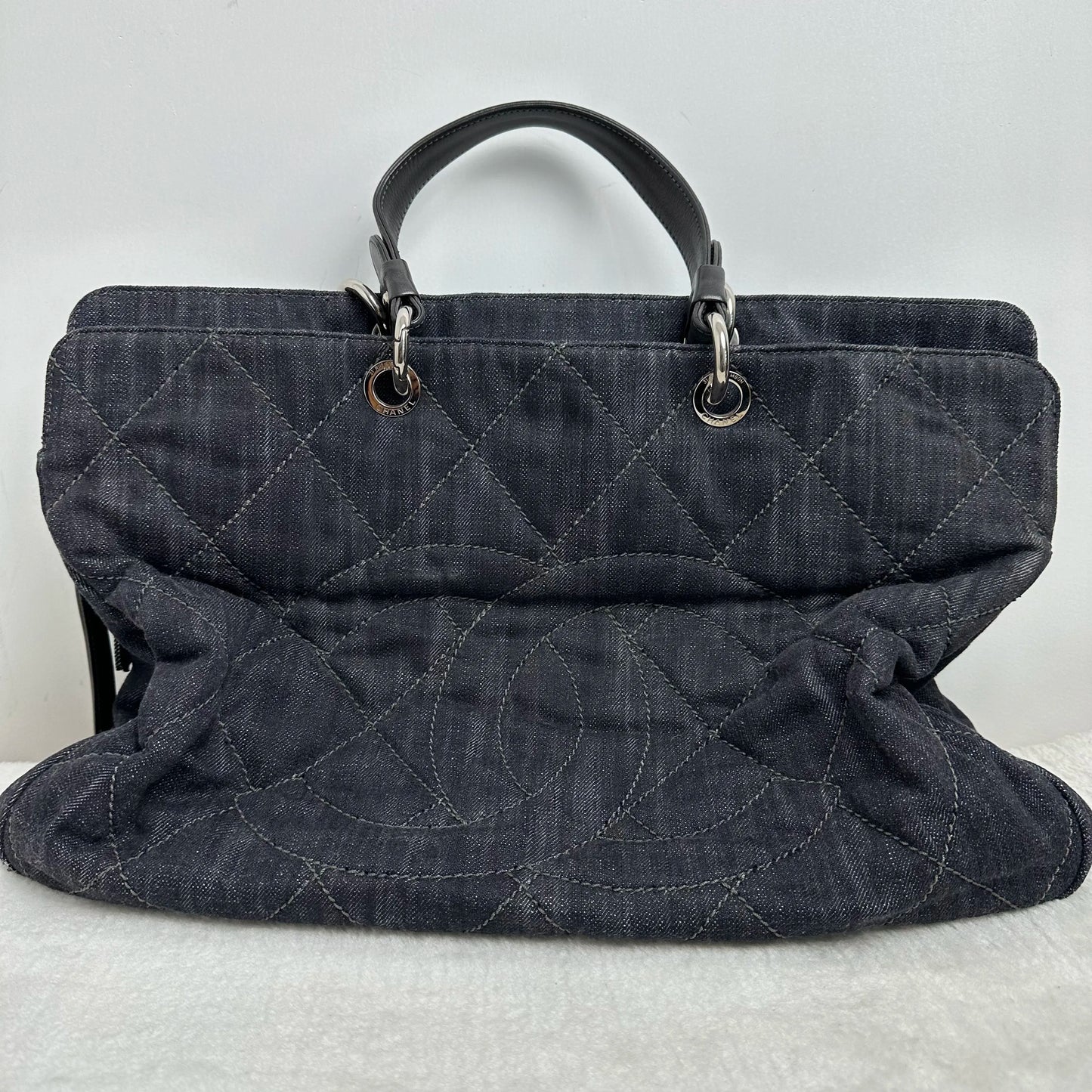 【#252】Pre-owned Chanel Cerf Tote Black Denim & Leather Tote Handbag BJ2008-2009